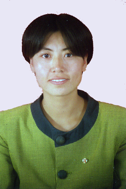 Frau Song Caihong hatte Kalender mit Falun Gong-Motiven verteilt, wurde dafür verhaftet und zu Tode geprügelt
