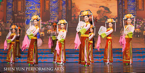 Tanz der Mandschuren /Shen Yun Performing Arts