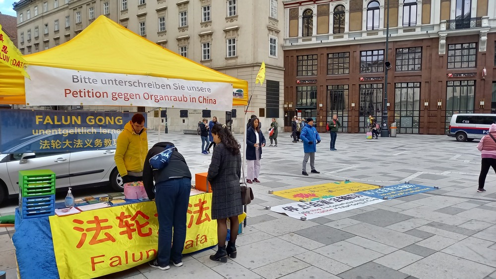 Kundgebung am Stephansplatz in Wien am 23.10.2021 Foto: FDN