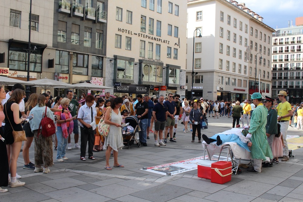 Organraubnachstellung am Wiener Stephansplatz, 16.07.2022. © FDI