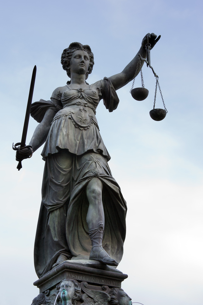 Statute der Justitia in Frankfurt. Foto: Creative Commons, Roland Meinecke