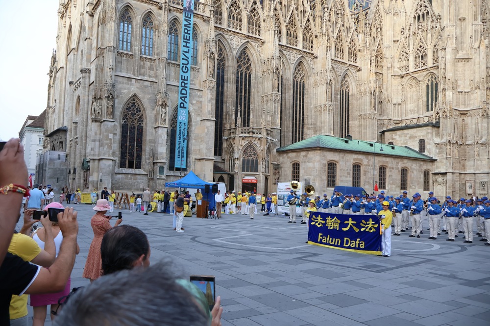 Freiheit für Falun Dafa. Foto: FDI