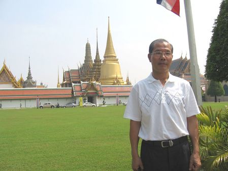 Professor Jia Jia bei seinem Zwischenaufenthalt in Thailand (Foto: The Epoch Times)
