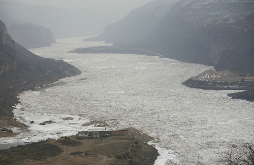 Der Gelbe Fluss im Jixian Bezirk der Provinz Shanxi.